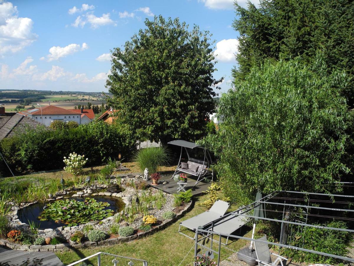 Ferienwohnung Schneider Ormesheim Екстер'єр фото